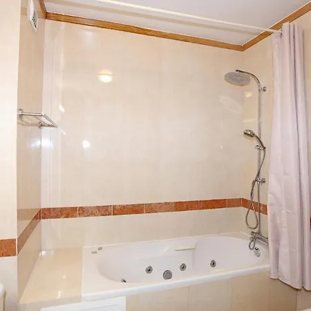 Apartment C17 - Mos In Lagos