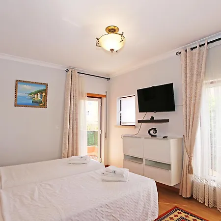 Apartment C17 - Mos In